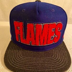 Unique Calgary Flames NHL Zephyr Snapback Hat Cap Red Blue Gray NWT